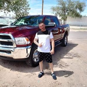 Meet your Posher, Javier